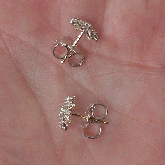 Current Item - David Yurman Petite Starburst Diamond Earrings - DY Backs - Picture 6 of 10